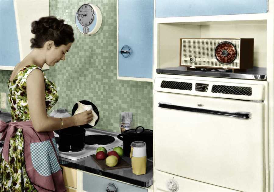 Bring Back the Kitchen Radio
