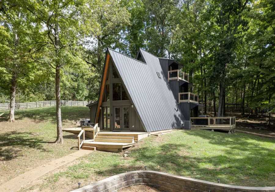 For $729K, You Can Score a Matte Black A-Frame in Tennessee