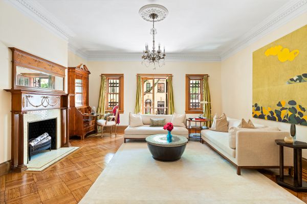 Bob Dylan Lived in This $3M Harlem Townhouse for Over a Decade