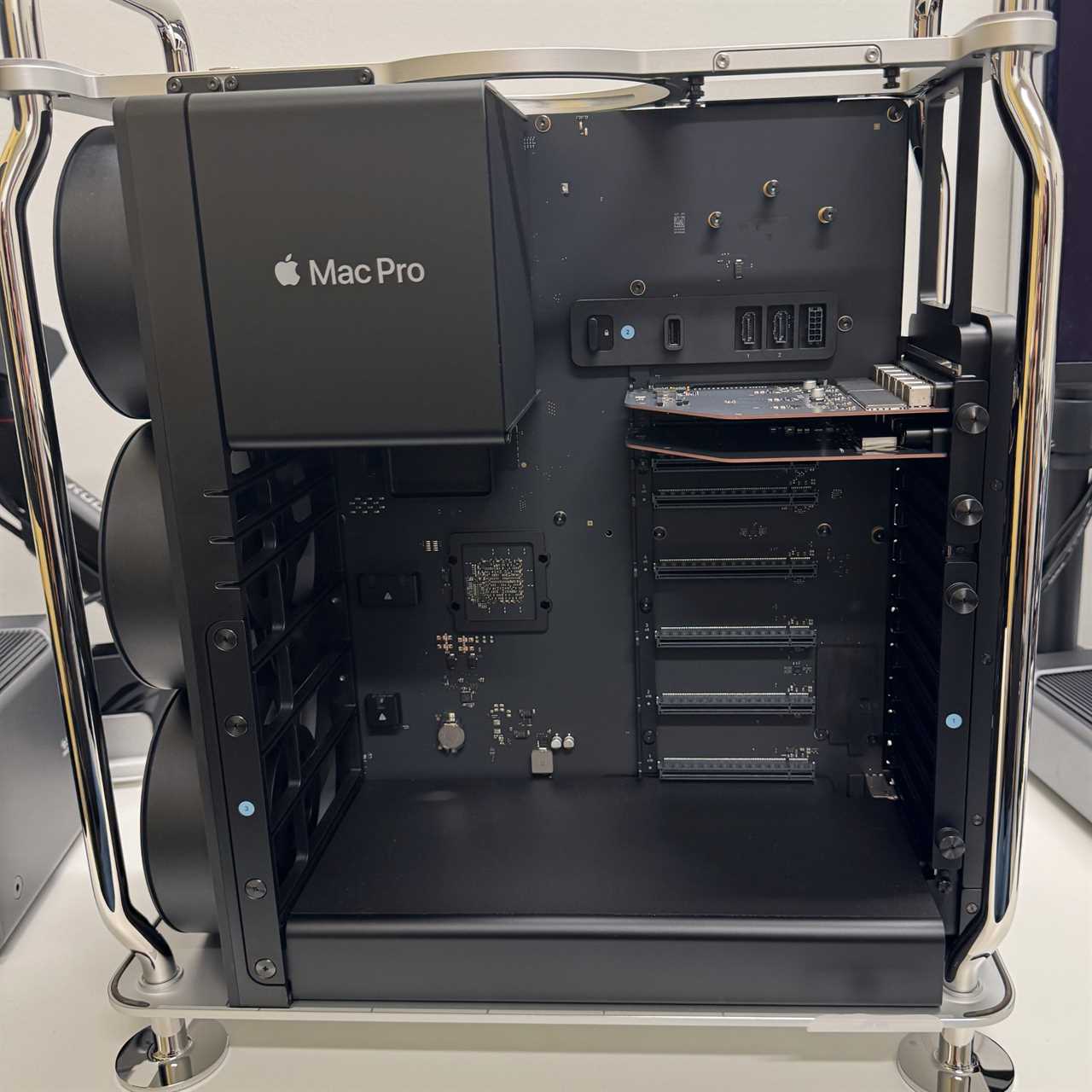 Mac Pro internal