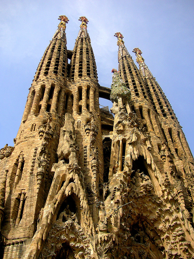 MASTERPIECE: After Over 100 Years Under Construction, Famous Barcelona Basilica ‘Sagrada Familia’ Will Be Completed Becoming Tallest Church in the World (VIDEOS)
