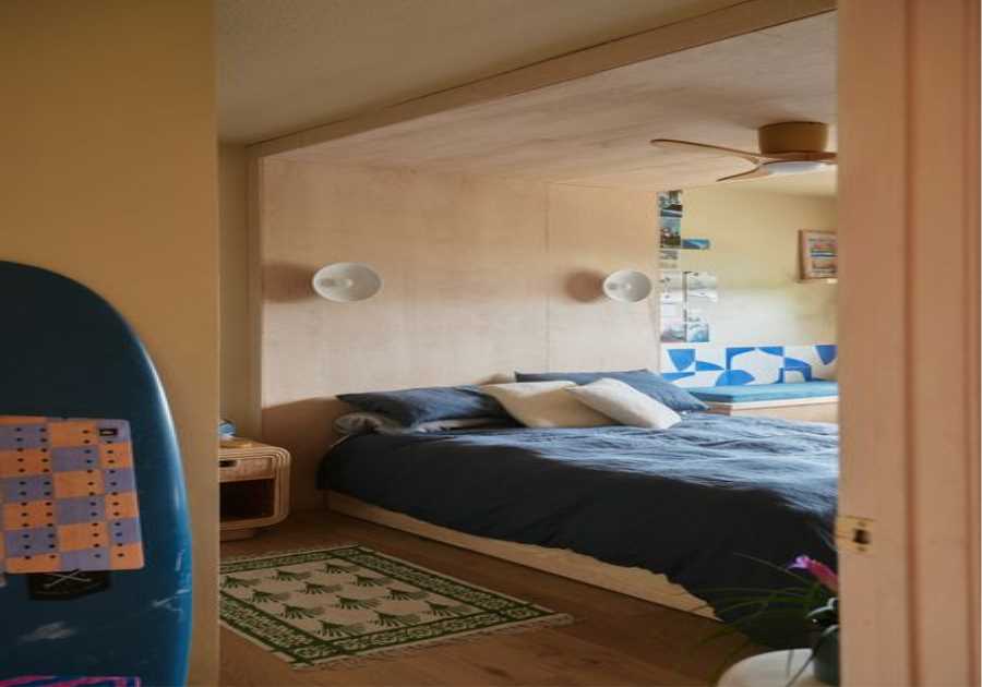 This Surf-Inspired Bedroom Is a Teenage Dream Come True