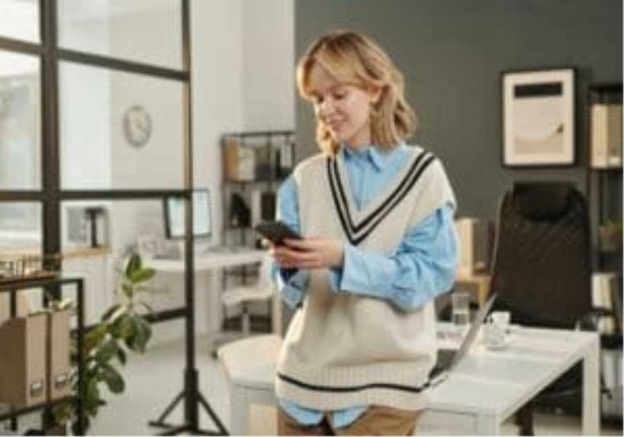 Gen Z drives surge in refurbished smartphone sales across Europe