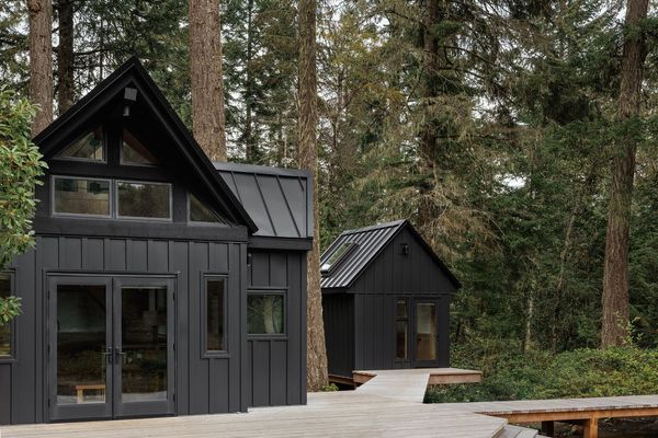 Built-Ins Help Two Tiny Cabins in British Columbia Maximize Every Last Inch