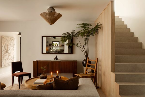Earth Tones Ground This Minimalist L.A. Midcentury Reno Seeking $1.4M