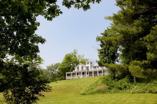 A Lovingly Reimagined 1800s Kingston Estate Along the Hudson River Lists for $8.3M