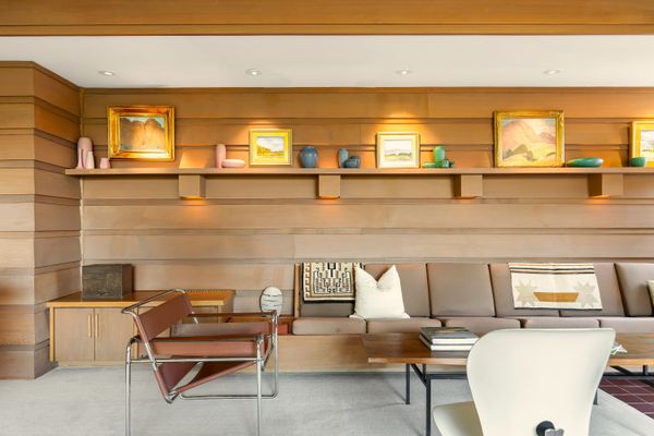 The Midcentury Home of a Frank Lloyd Wright Apprentice Seeks $2.2M in Seattle