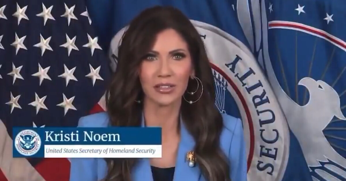 WATCH: Kristi Noem Savagely Blasts Democrats for Shutting Down the Government in Airport Public Service Announcement – Portland International Airport Refuses to Play Video