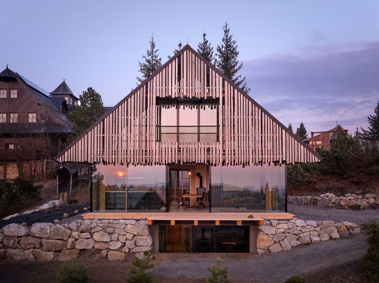 One Side of This Czech Home Feels Like a Traditional Log Cabin—the Other Has Lots of Glass