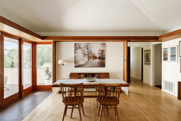 One of Richard Neutra’s Protégés Designed This $1.7M House for a Caltech Professor