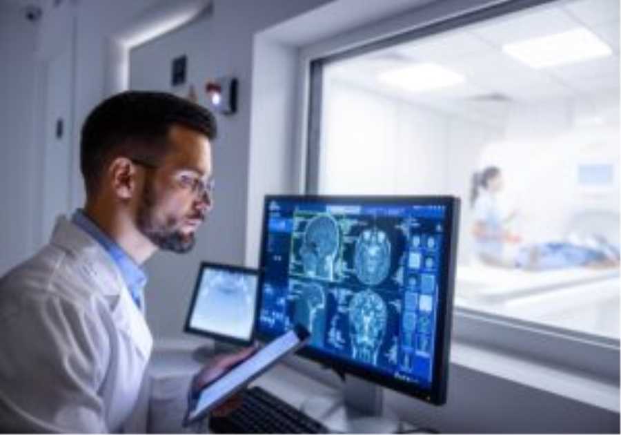 Growth Lending launches £150m push into UK healthcare