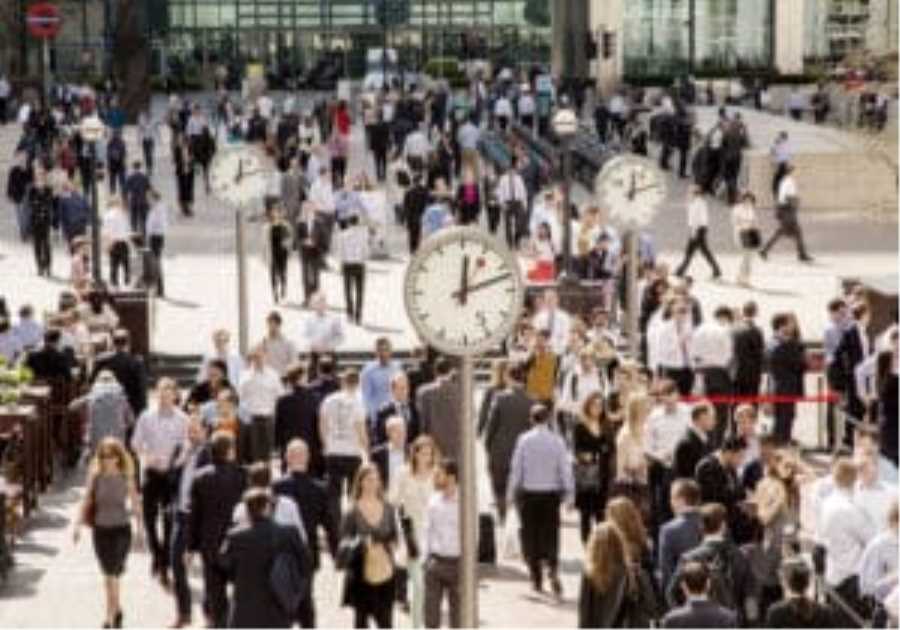 UK unemployment rises to 4.8% as wage growth cools to three-year low