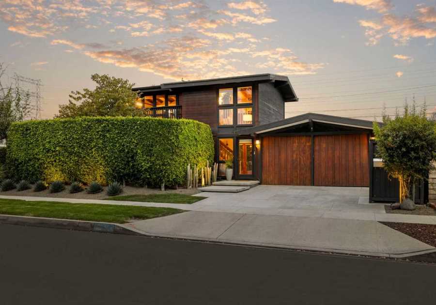 This $1.9M Cliff May Midcentury Has a Rare Second-Story Addition