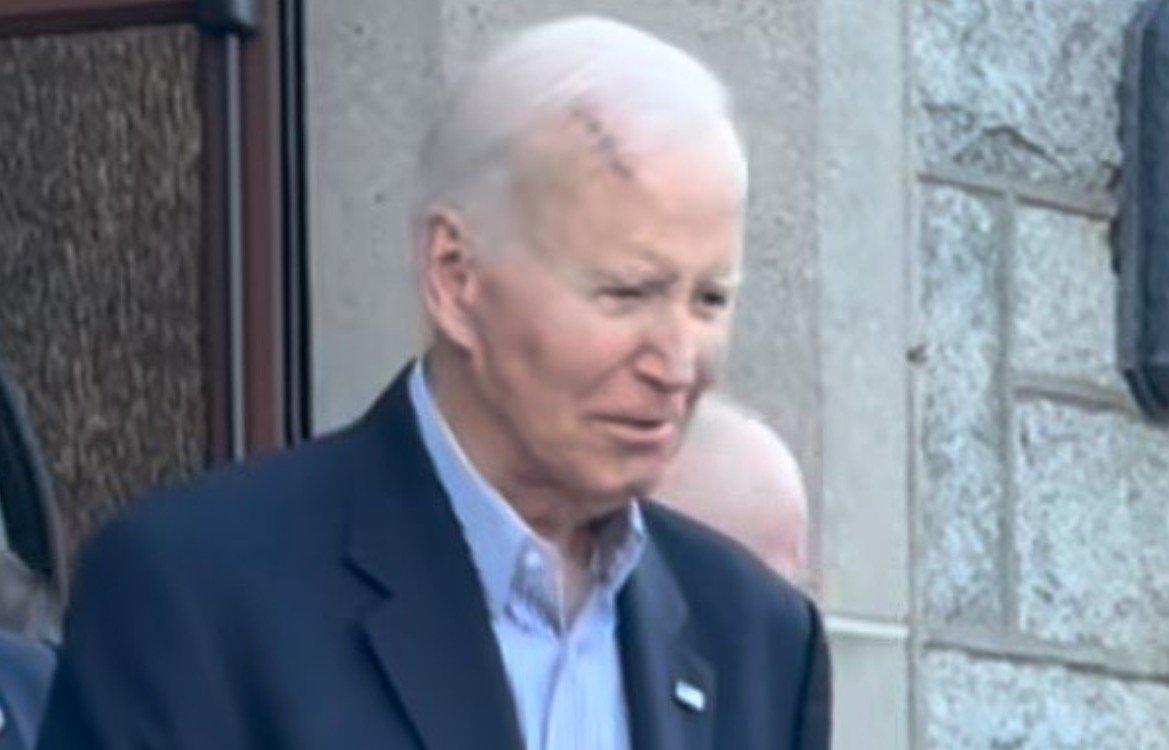 Joe Biden Looks Like a Zombie as He Shuffles Into Virginia Restaurant (VIDEO)