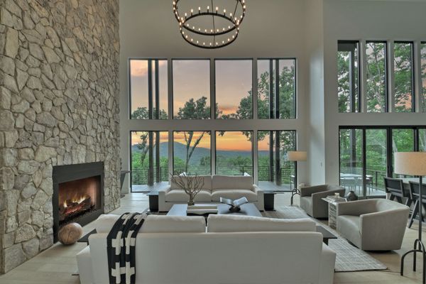 A Bold Wood-Sided Lodge in the Heart of the Blue Ridge Mountains Asks $2.9M