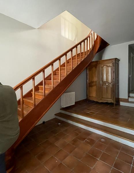 When Sofia and Andreas first saw the Plaka house, the interior was full of dark materials and lacked natural light.