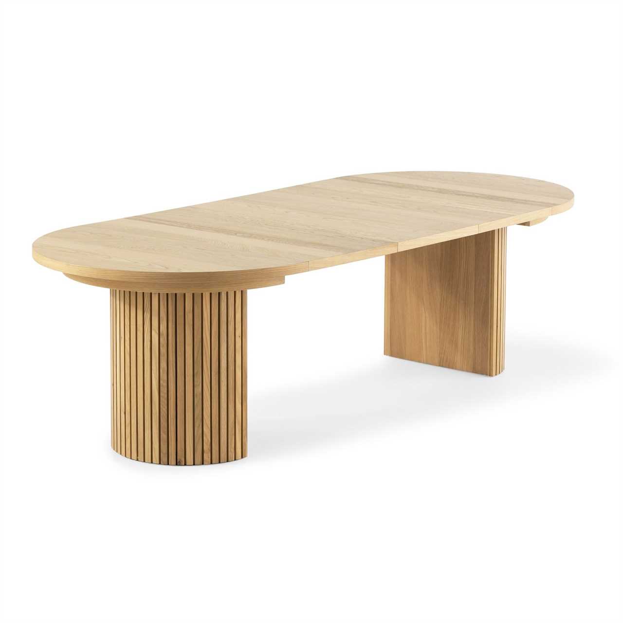 The Internet’s Favorite Transformer Table Is Truly a Great Hack for Small-Space Hosting