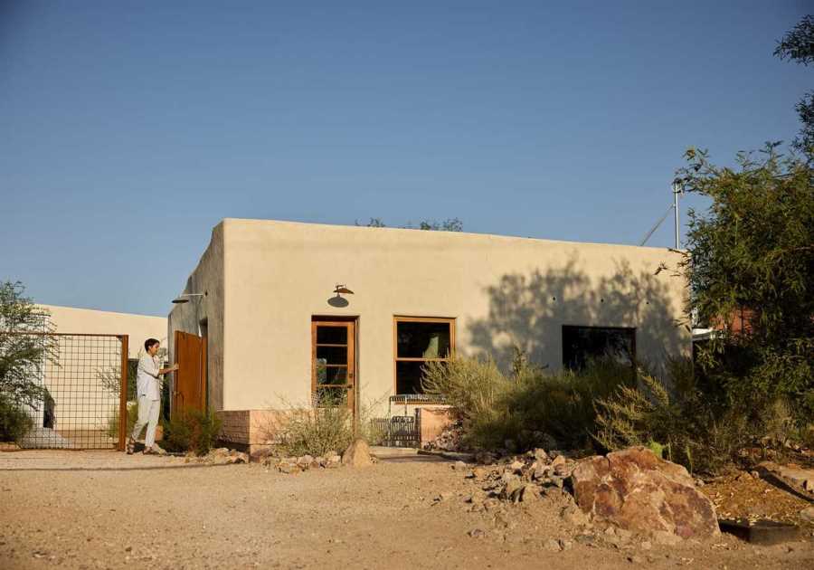 Construction Diary: How a DIY Tucson Couple Restored a 1930s Adobe