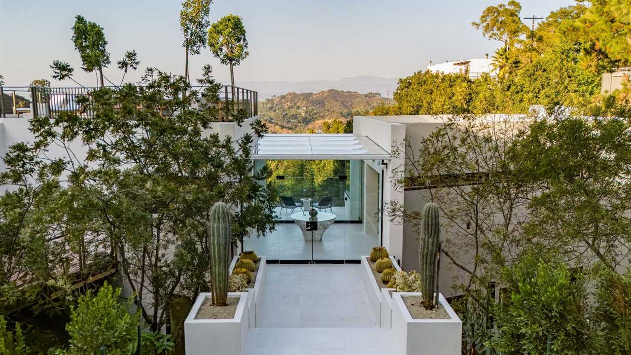 An Architectural  Retreat With Unobstructed Views of Laurel Canyon Lists for $3.8M