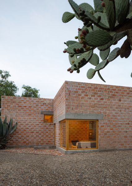 This Brick House Melds Mexican and Nordic Traditions