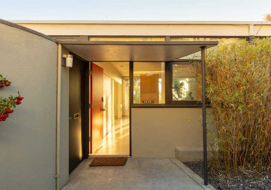 One of Gregory Ain’s Experimental Midcentury Homes Lists in L.A. for $1.6M