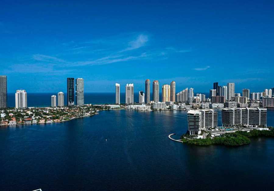 Florida’s Skyscrapers Are Sinking—and Everything Else You Need to Know About This Week