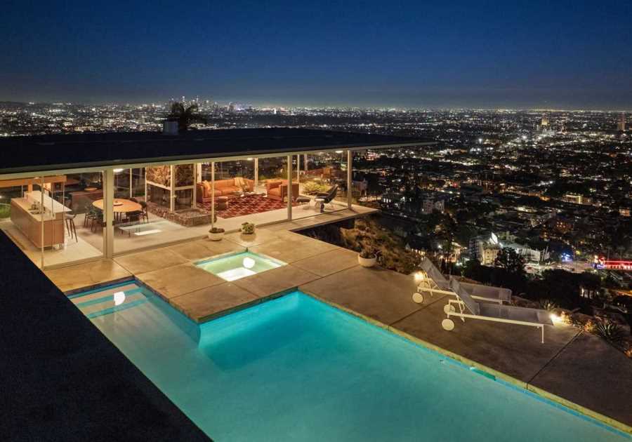 L.A.’s Famous Stahl House Should Belong to You