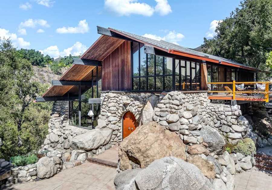 Tracing the History of Boulder Crest, a Storied—and on the Market—Altadena Home