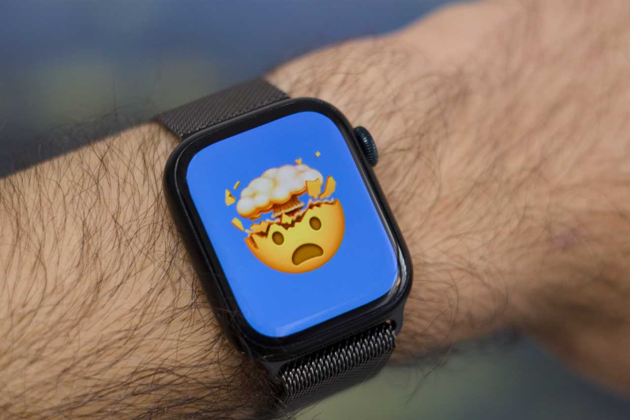 Apple Watch mind blown emoji