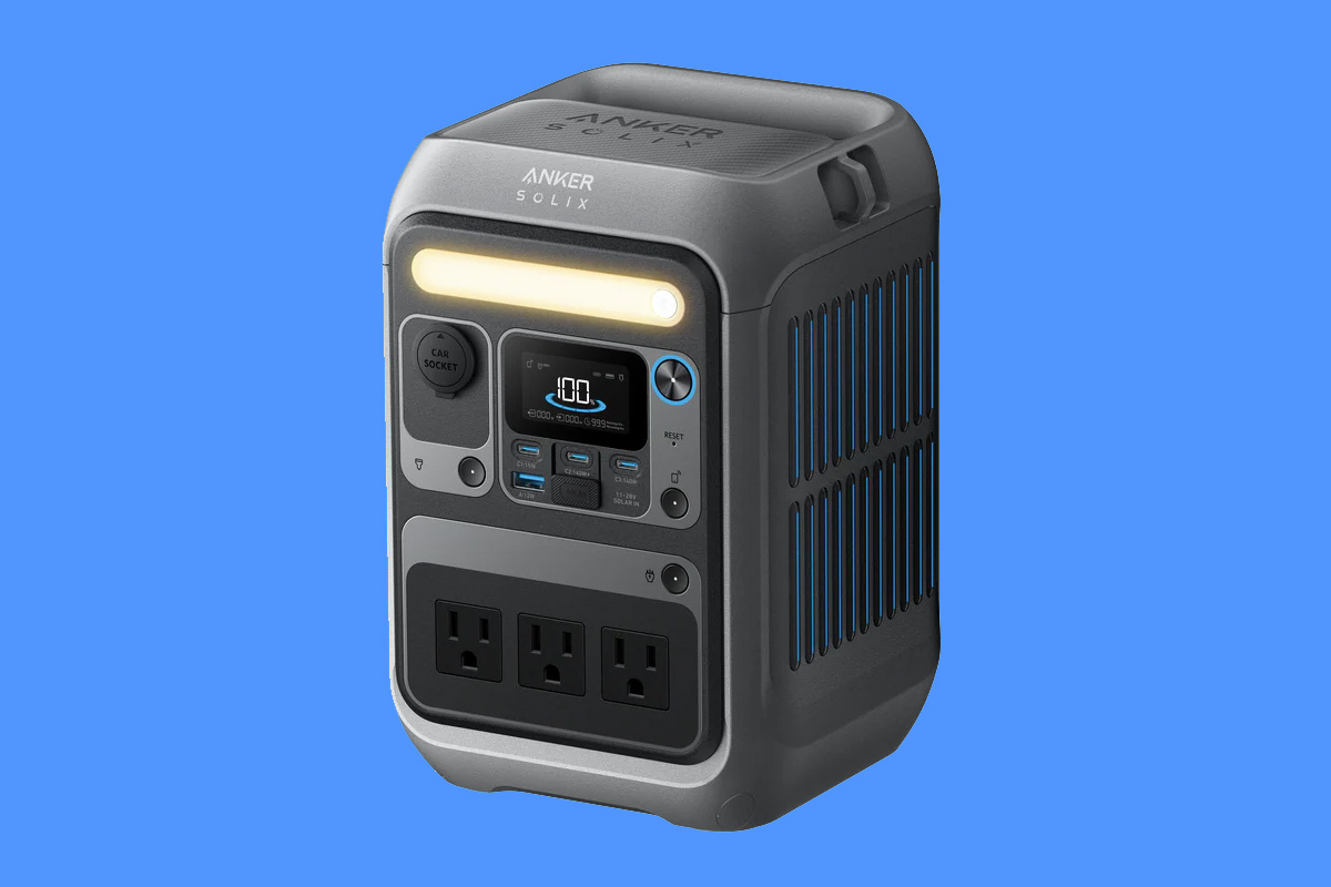Anker SOLIX C300 Portable Power Station – Compact power station with 3x AC sockets
