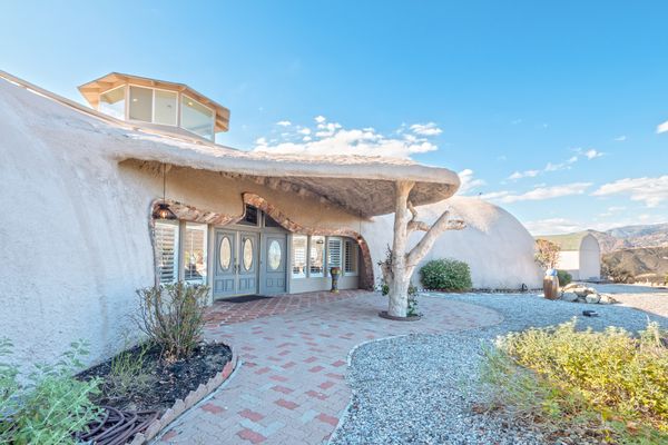 Set on a Mountain, This $3M California Dome Home Has Top-of-the-World Views