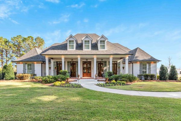 Southern Hospitality Comes Home to Southeastern Mississippi