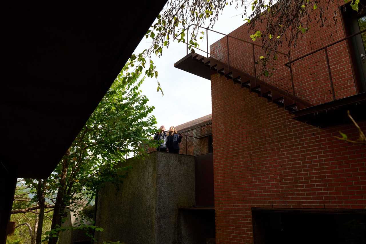 They Pieced Together the Home of a Lifetime on a Mountain in the Middle of Seoul