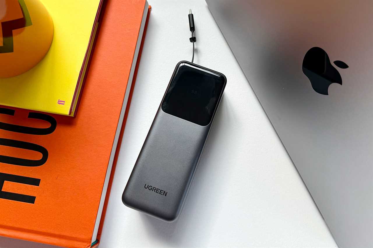 Ugreen Nexode 20K 165W with Retractable USB-C Cable – Best mid-range laptop power bank