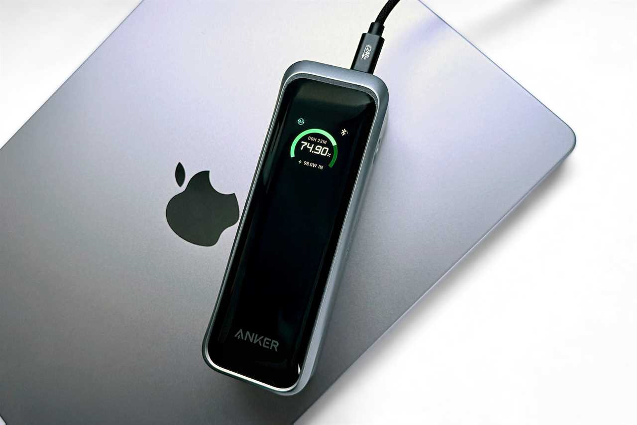 Anker Prime 20000mAh Power Bank (220W) – Compact mid-range laptop power bank