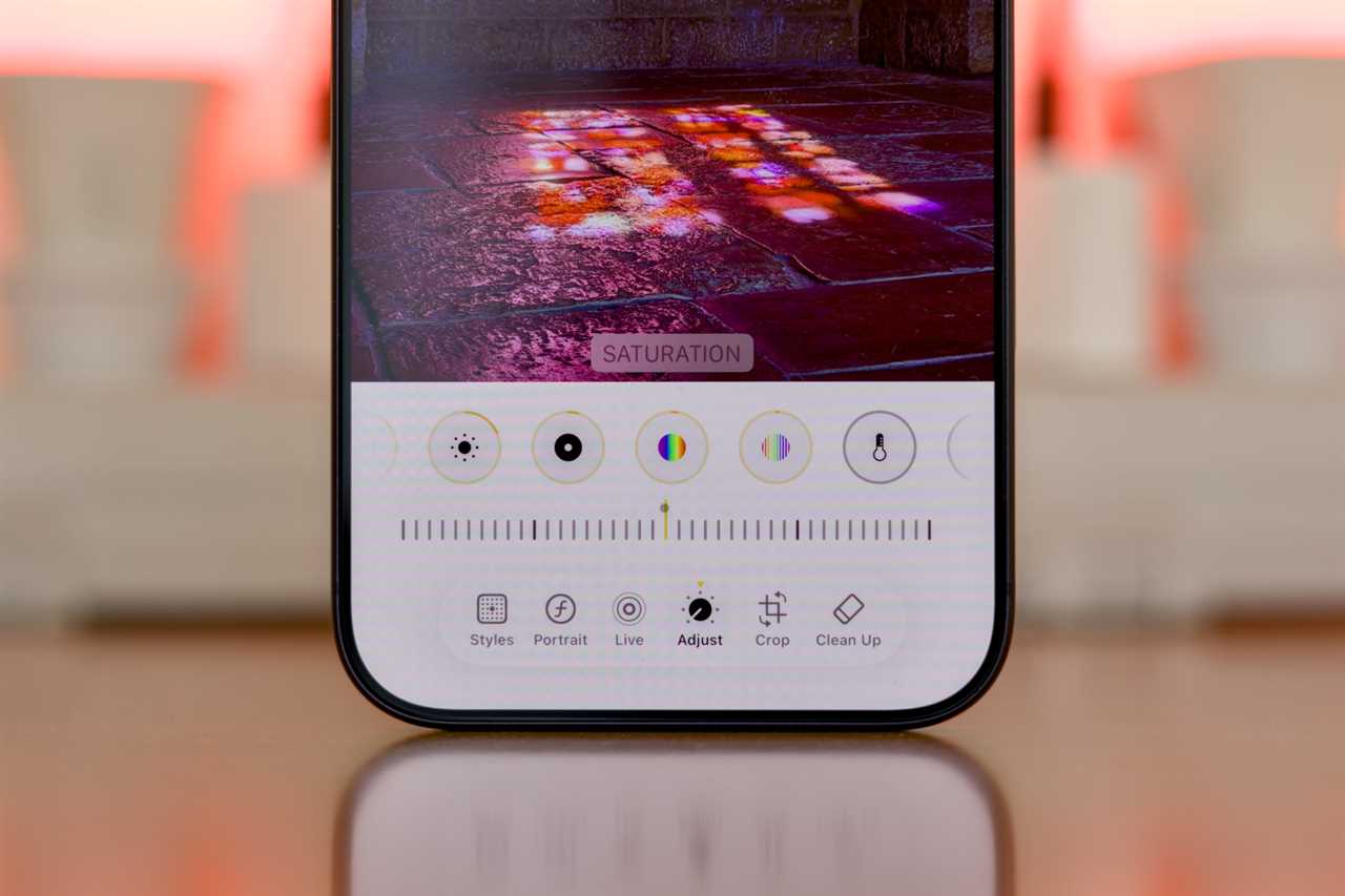 Saturation level in a photo on iOS