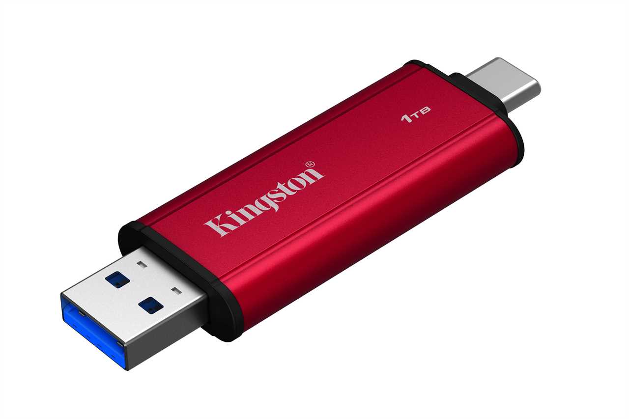 Kingston Dual Portable SSD with USB-A and USB-C Connectors