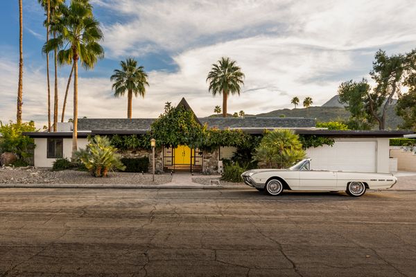 For $1.8M, a Palm Springs Midcentury That Feels Like a Trip to the Tropics