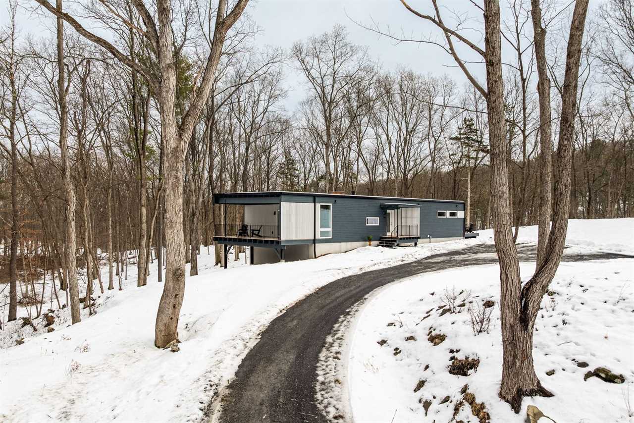 If You Dream of the Catskills, Here’s a Brand-New Cabin for $1.3M