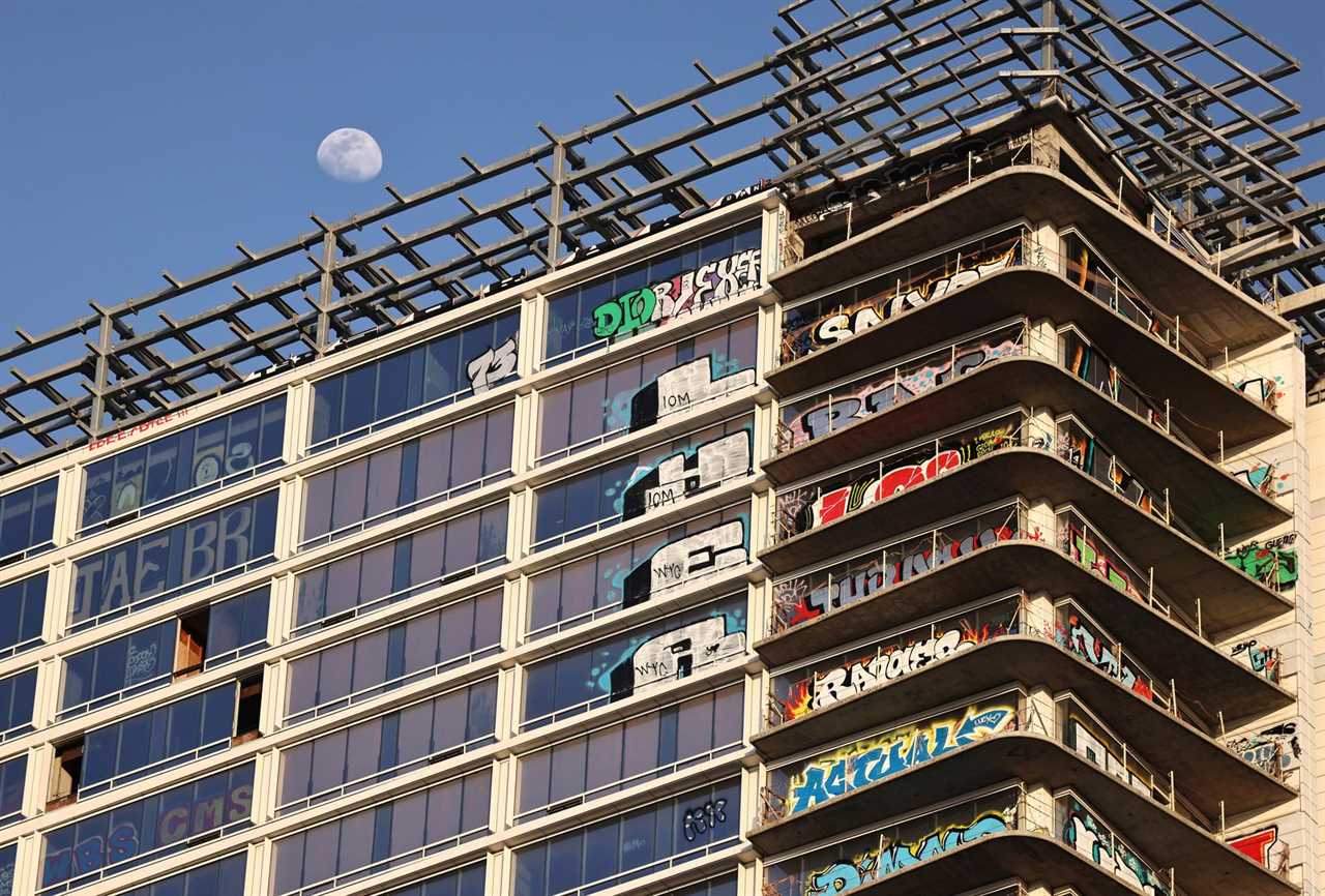 L.A.’s Graffiti Towers Might Have a Buyer—and Everything Else You Need to Know About This Week