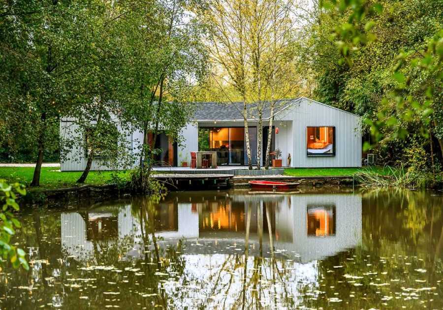 Budget Breakdown: They Spent Two Belgian Winters in a ’90s Bus While Building a Home for $274K