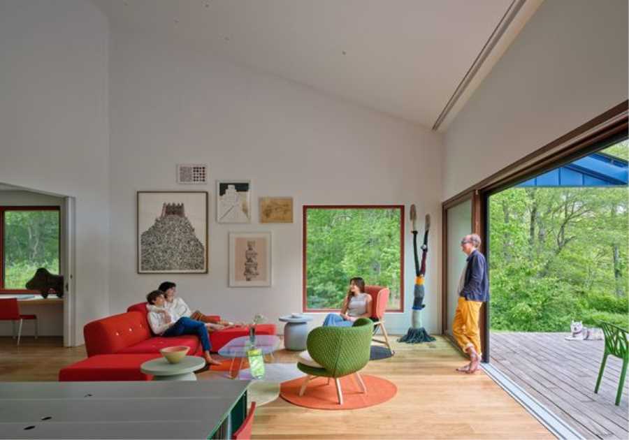 This Rhode Island Home Is Fully Electric—and So Are Its Owners’ Tastes