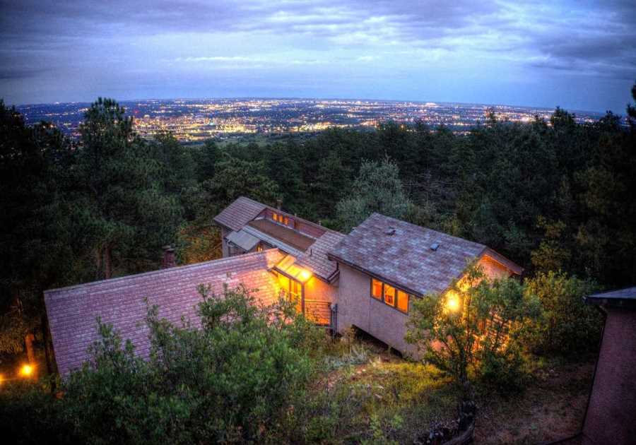 Perched Above Colorado Springs, a Midcentury Mountain Home Seeks $745K