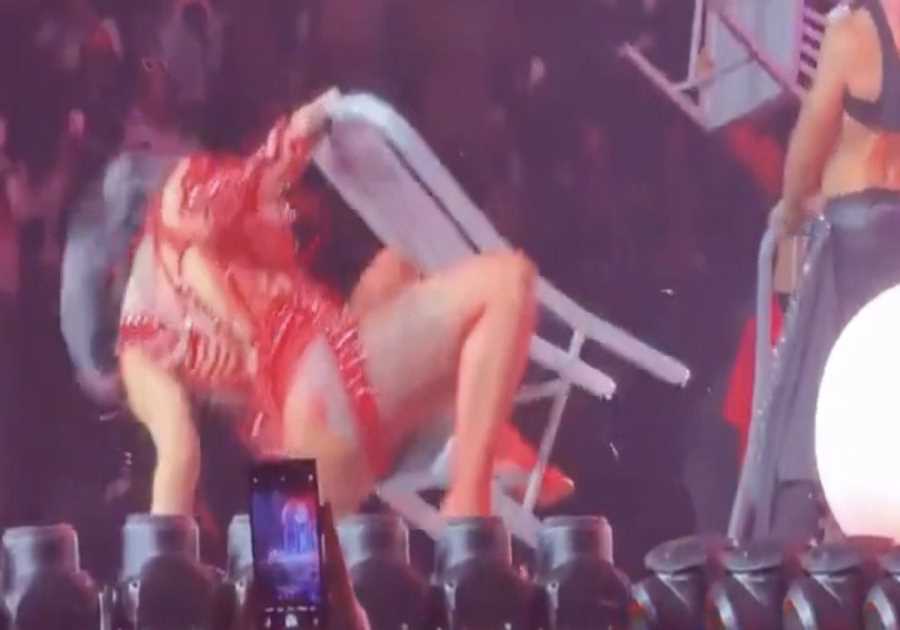 (VIDEO) Rapper Cardi B Eats It During Concert, Blames the Government After Exchange with DHS – Later Claims Video is AI Generated