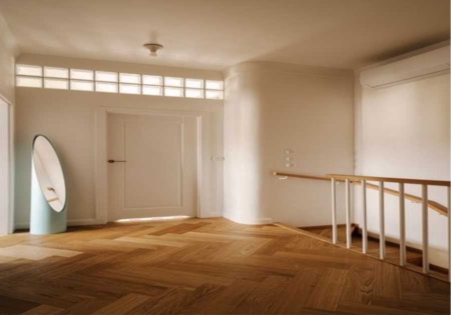 Penny, Subway, Mosaic—This Renovated Warsaw Home Is a Master Class in Tile