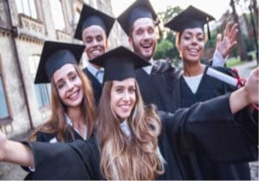 Graduates missing out on jobs due to lack of workplace readiness, recruiters say