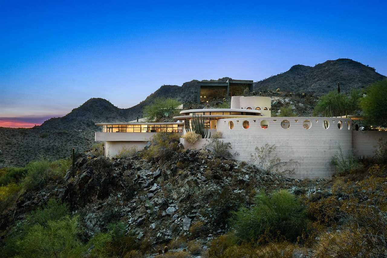 The Last Home Frank Lloyd Wright Designed Is Back on the Market for $8.8M