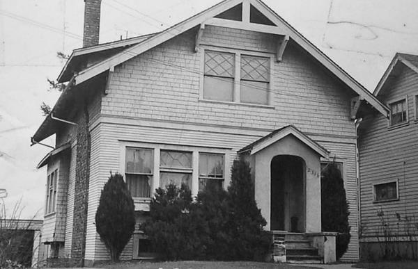 Before: This house in West Seattle was originally built in 1908.