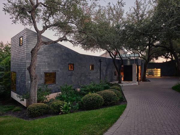 This One-of-a-Kind Escape Minutes From Downtown Austin Is on the Market