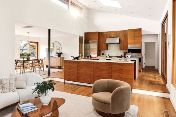 After a Top-to-Bottom Revamp, a ’70s Portland Home Seeks $2M